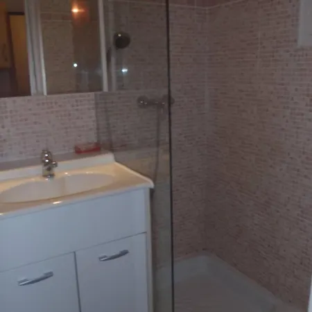 Appt 2 Pieces 25m2 + Terrasse 7m2 Ref 4025 Appartement