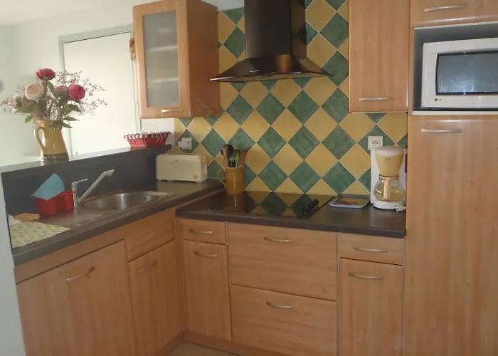 Appt 2 Pieces 25m2 + Terrasse 7m2 Ref 4025 Appartement